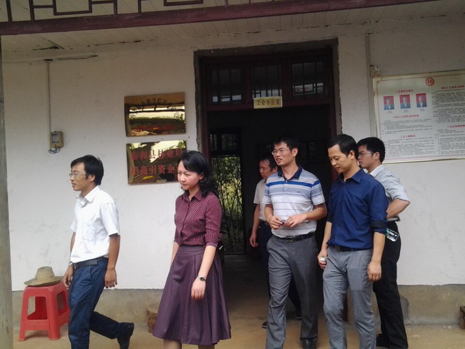 2015-9-29泰和縣委常委、組織部長黃艷晴來公司考察指導